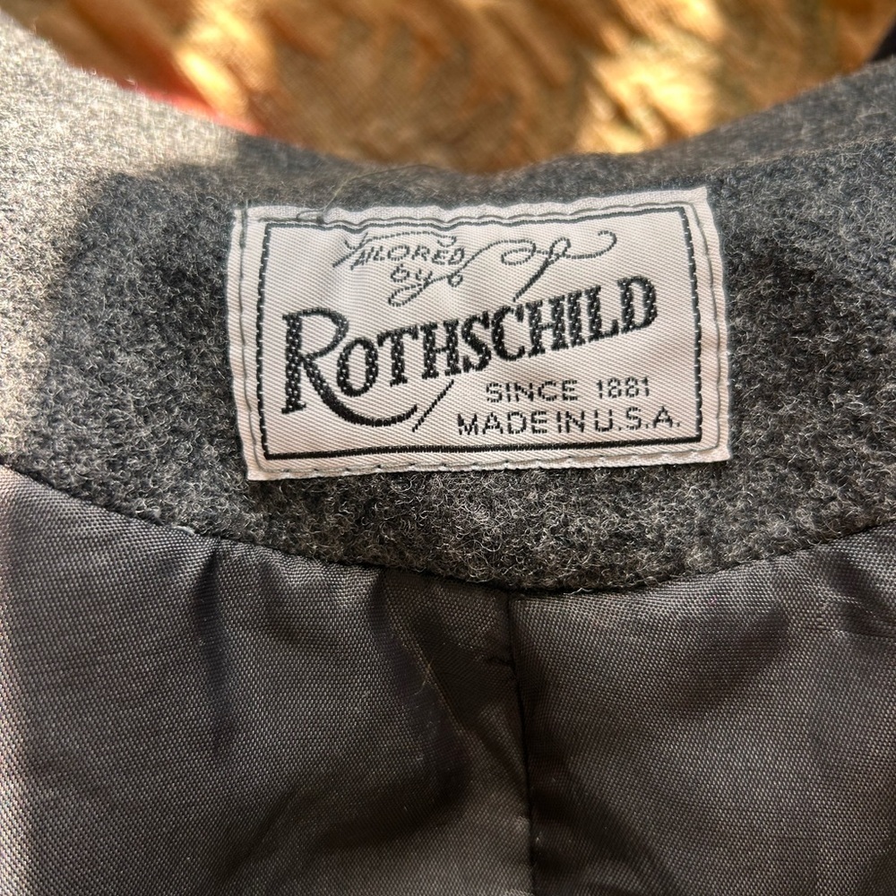 Rothschild Vintage 1990s Gray Wool Coat with Black Velvet Bow Accent - Picture 8 of 12